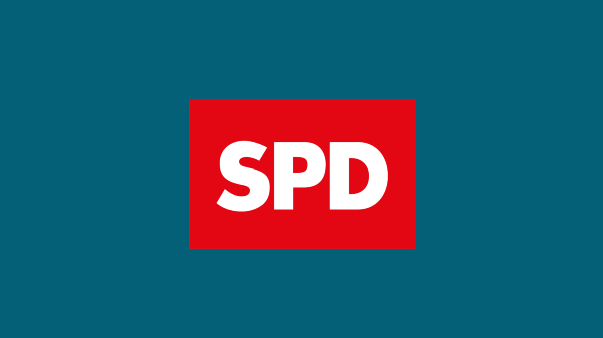 Logo der Sozialdemokratischen Partei Deutschlands (SPD) mit weißen Buchstaben "SPD" auf rotem Rechteck, zentriert auf türkisem Hintergrund.